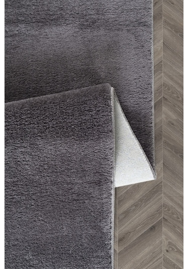Comfort Ponpon Saçaklı Peluş Halı Antrasit Antrasit Overloklu Oval