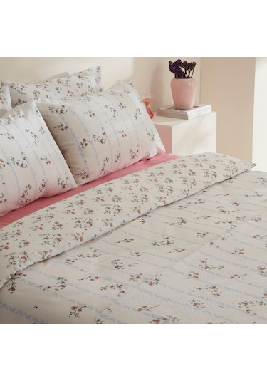 Sarah Anderson Visnu Çift Kişilik Pike Hediyeli Nevresim Takımı Beyaz