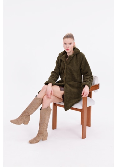 Düğmeli Cepli Kadın Peluş Kaban Haki