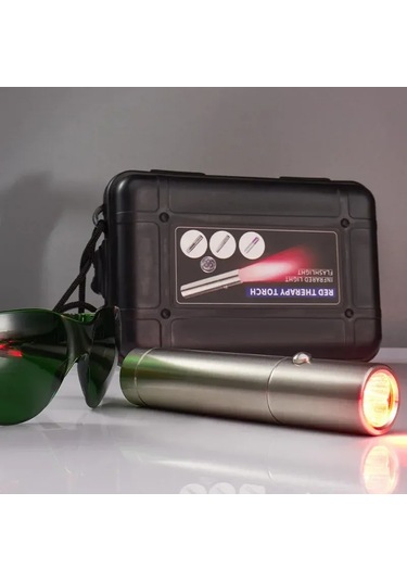 Yunboo Kırmızı Işık El Feneri 3 Led 630+660+850nm Entegre Kızılötesi Aygıtı - Fener + Pil Konulu + Kullanım Kılavuzu