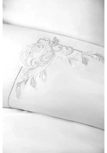 İssimo Voyant Classic Nakışlı 300 Tc Saten Nevresim Takımı Çift Kişilik-2128 Beyaz
