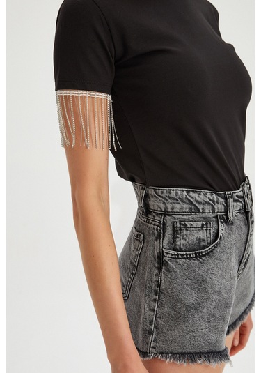 Kadın Kolları Zincir Detaylı Basic T-shirt Siyah