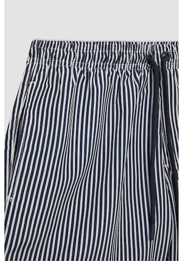 DeFacto Çizgili File Astarlı Kısa Boy Deniz Şortu U0024AZ24HSNV100