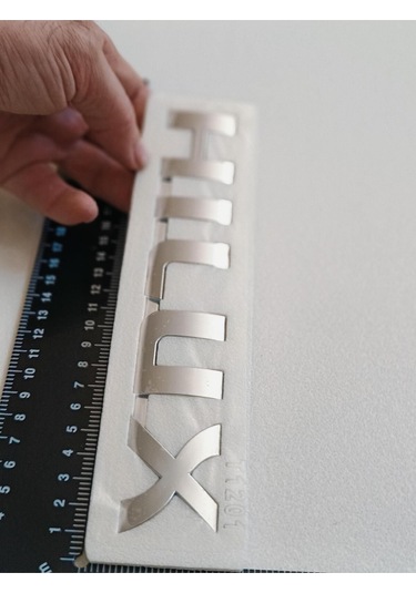 Toyota Hilux Krom Çamurluk Yazısı 3m 3d Abs