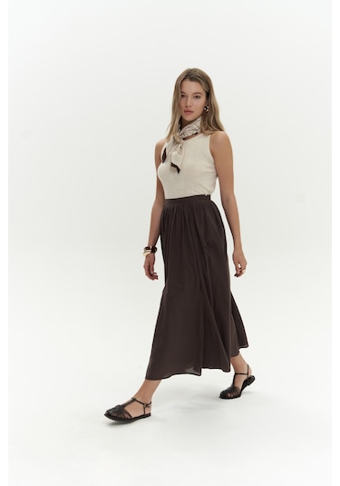 Amaya Bilek Hizasında Pileli Kahve Etek Kahve