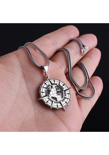 Dünya Haritası İşlemeli 925 Ayar Gümüş Kolye