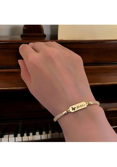 Archin Yıldız İsmine Özel Kelebek Motifli 14 Ayar Altın Plakalı Hasır Kordonlu Hediye Bileklik-647isim Yıldız