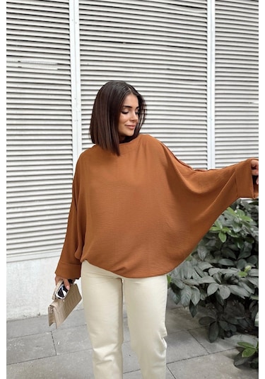 Kadın Taba Airobin Yarasa Duble Kol Salaş Bluz Ekstra Oversize Yuvarlak Yaka - Tesettüre Uygun Taba