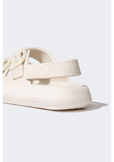 DeFacto Erkek Çocuk Cırt Cırtlı Düz Taban Eva Sandalet C2236A824SMBG26