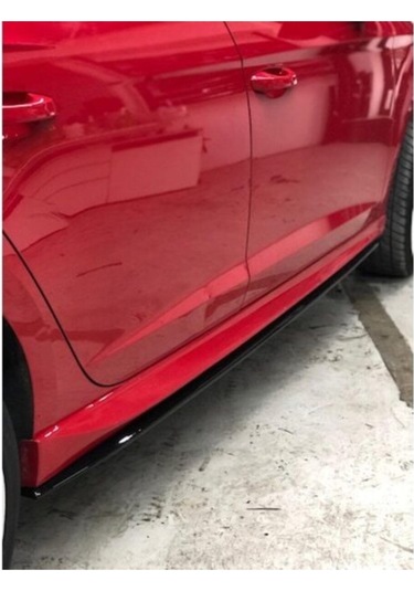 Seat Leon Marşpiyel Altı Lip Piano Black Marşpiyel Lipi