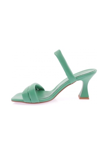 Dgn 3025-23y Kadin İki Sirali Bantli Kadeh Topuklu Terlik 3025-2261-R1938 Yeşil Dgn 3025-23y Kadin İki Sirali Bantli Kadeh Topuklu Terlik 3025-2261-R1938 Yeşil
