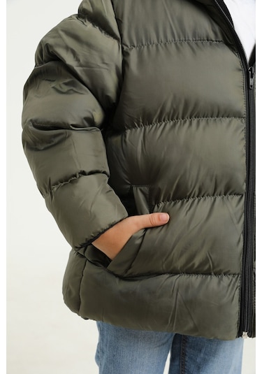 Erkek Çocuk Haki İçi Polarlı Kapüşonlu Su Geçirmez Rüzgara Dayanıklı Cepli Şişme Kışlık Mont Haki