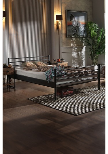 Manyas Çift Kişilik Ferforje Metal Karyola-siyah Ahşap Latalı