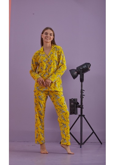 Kadın Mevsimlik Pamuklu Penye Pijama Takımı Önden Düğmeli Sarı