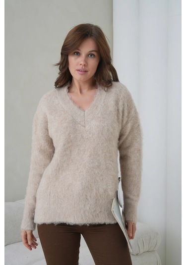 Kadın V Yaka Sakal Dokulu Şardonlu Oversize Triko Kazak 8695 Vizon
