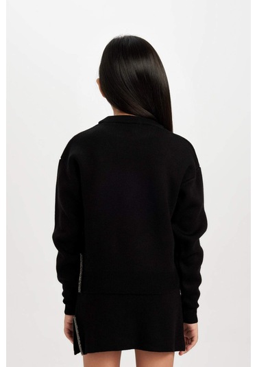 DeFacto Kız Çocuk Siyah Bisiklet Yaka Yırtmaçlı Triko Kazak D1394A824WNBK27 Siyah