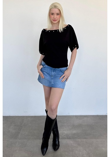 Madmext Siyah Off Shoulder Metal Detaylı Kadın Bluz Mg2671 Siyah
