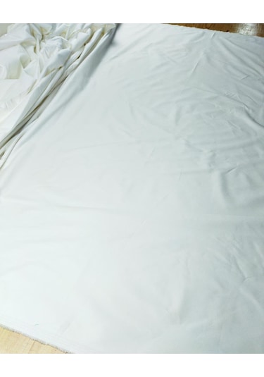 Ekru Renkte Pamuklu Kumaş En 140 Cm X Boy 180 Cm -10360 Ekru