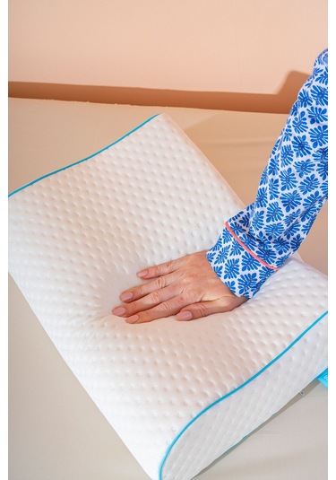 Boyun Destekli Ortopedik Visco Yastık 45x31x10/7 Cm Beyaz