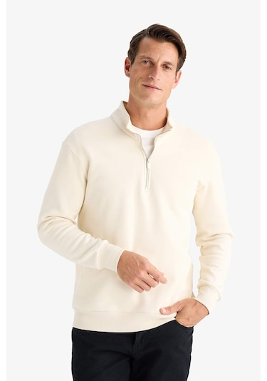 DeFacto Comfort Regular Fit Rahat Kalıp Fermuarlı Dik Yaka Basic Düz Sweatshirt X7405AZ24AUER117 DeFacto Comfort Regular Fit Rahat Kalıp Fermuarlı Dik Yaka Basic Düz Sweatshirt X7405AZ24AUER117