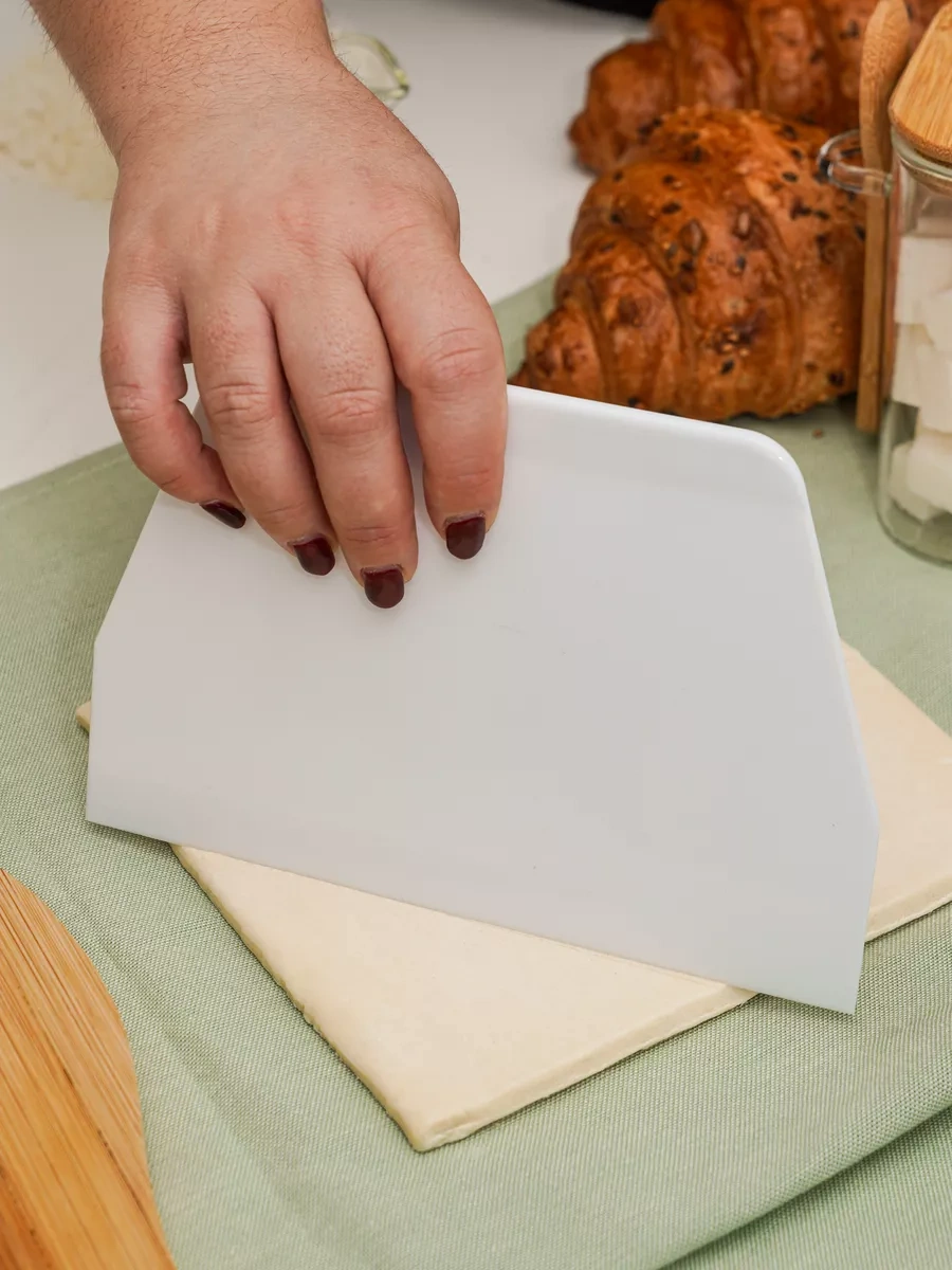 Topichome Hamur İçin Plastik Pasta Spatulası 19 Cm 47426610 Beyaz