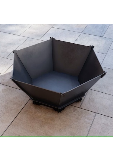 Altıgen Ateş Çukuru Ve Portatif Mangal Desenli Dekoratif