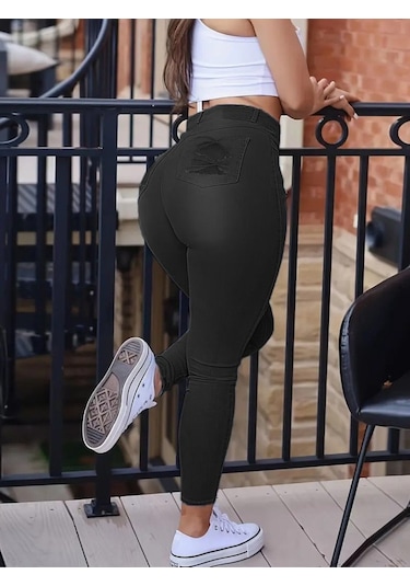 The İstanbul Kadın Yüksek Bel Dar Kesim Kot Pantolon Siyah