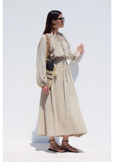 Manuka Bağlama Detaylı Muslin Elbise Kum Kum Rengi