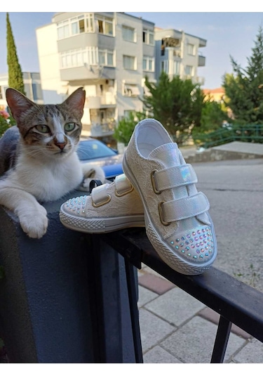 Scarpe Magiche Cırtlı Kız Çocuğu Ayakkabısı 31-35 Numara Arası Işıksızdır Krem