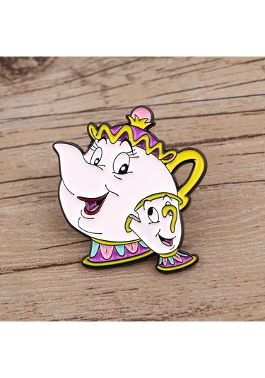 Karikatür Emaye Iğneler Sevimli Broş Kadın Yaklaştırma Iğneler Rozet Sırt Çantası Kostümü 3 3