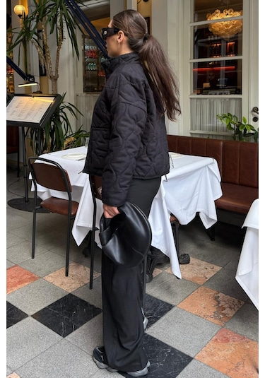 Siyah Dik Yaka Kapitone Kadın Mont Mg2568 Siyah