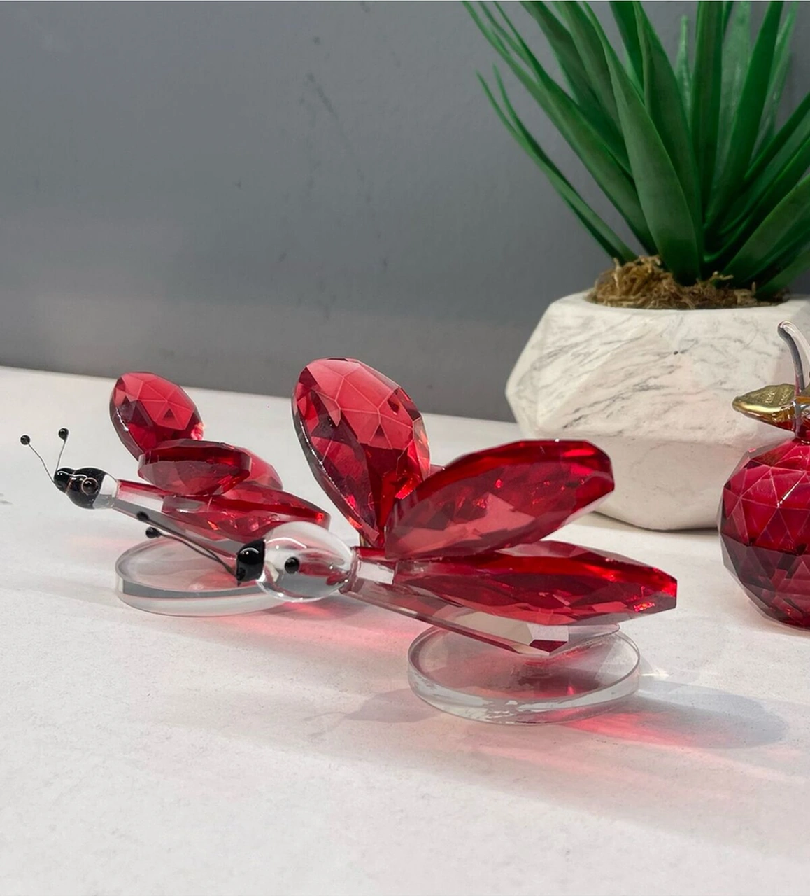 Dekoratif Kristal Cam Ikili Kelebek Biblo Kırmızı .