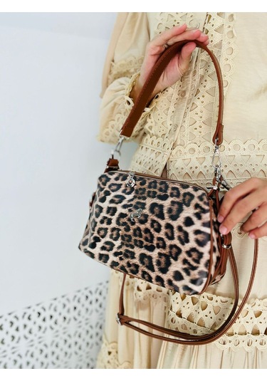Miami Polo Clup Yumuşak Suni Deri Çapraz Askılı El Çanta Leopar