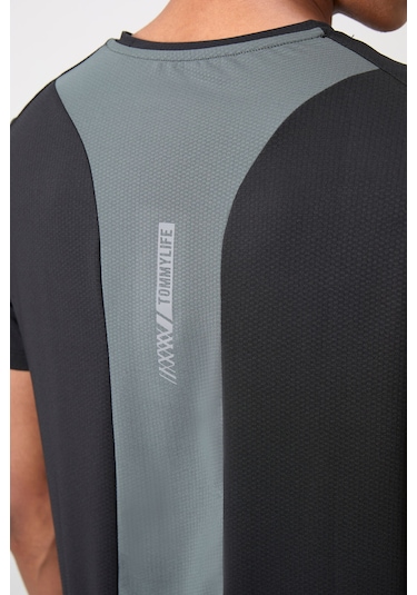 Tommy Life Siyah Polyester Dokulu İnce Esnek Standart Fit Erkek Performans T-shirt - 88387 001