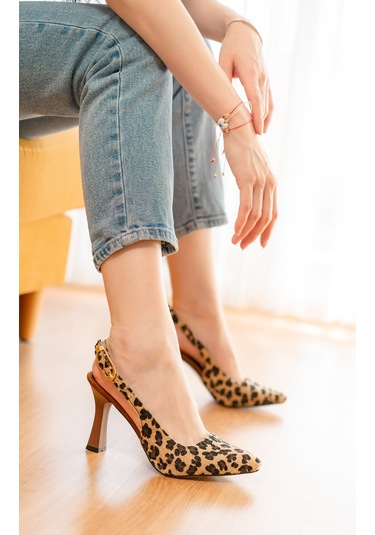 Elanor Leopar Taba Yanı Tokalı 8 Cm Sivri Burun Topuklu Ayakkabı Taba Leopar