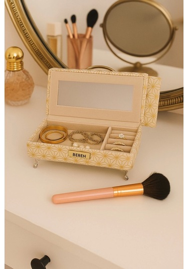 Berjer Figürlü Kadife Desenli Takı Bijuteri Mücevher Kutusu Biblo 24cm Krem İthal Ürün