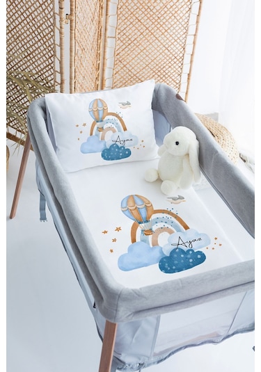 Lilabio %100 Pamuk Saten İsme Özel İsimli 70x120 Park Yatak Nevresim Seti Bulutlarda Balon