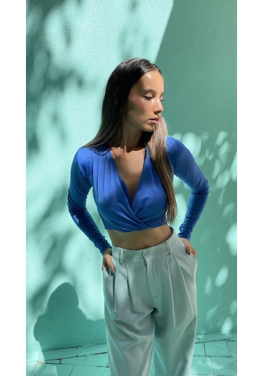 V Yaka Crop Bluz Saks