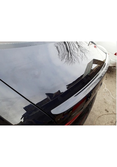 Volkswagen Passat B7 / B8 / 8.5 Bagaj Üstü Spoiler Piano Black