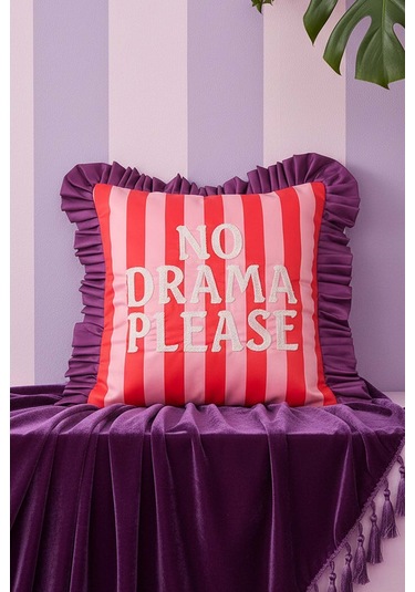 No Drama Please Nakışlı Dekoratif Kırlent Kılıfı Pembe