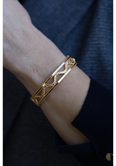 Yenigün Kuyumculuk 14 Ayar Altın Düz Ve Dalgalı Ajda Model Kelepçe Klp15864 Sarı Altın