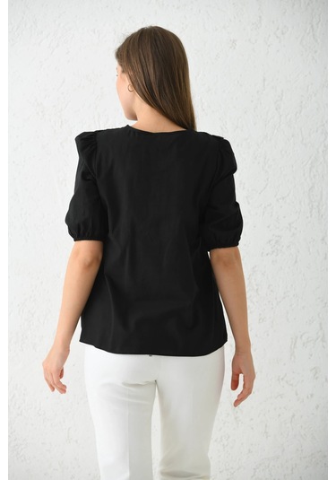 Kadın Bisiklet Yaka Balon Kol Nakış Detylı Volanlı Dokuma Yazlık Bluz Siyah