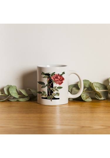 I Baş Harf Kırmızı Güller İle Sarılı Bardak 330 Ml Kişiye Özel Çiçekli Hediye Beyaz