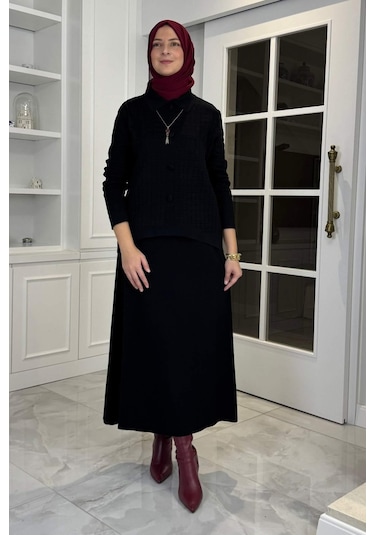 Kumsal Triko Takım Siyah Çok Renkli