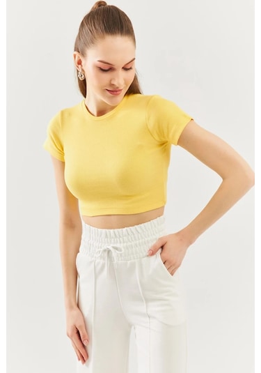 Kadın Kısa Kol Bisiklet Yaka Vücuda Oturan %100 Pamuklu Kaşkorse Esnek Crop Bluz Sari