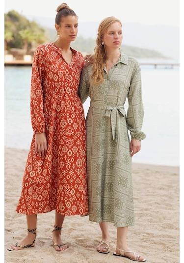 Defacto Gömlek Yaka Desenli Aerobin Uzun Kollu Kuşaklı Midi Elbise C2501AX24SMKH271