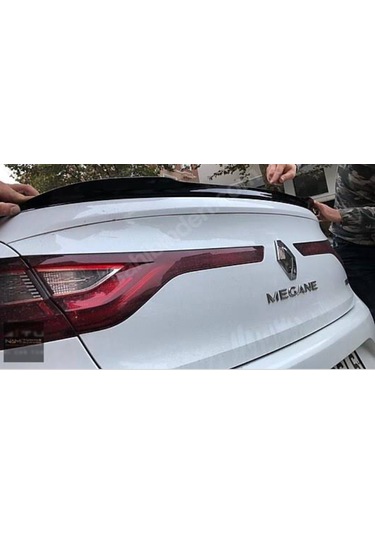 Megan4 Sedan Yarasa Spoiler Piano Black Boyalı