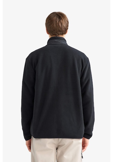 Defacto Regular Fit Dik Yaka Fermuarlı Polar Hırka A6892ax25wnbk81 Siyah