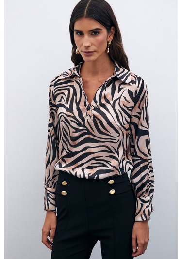 Desenli Gömlek Yaka Bluz - Siyah-135570 Siyah