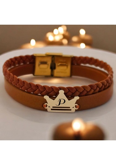 Archin P Harfine Özel Taç Motifli 14 Ayar Altın Plakalı Kahverengi Derili Hediye Bileklik-467harf P